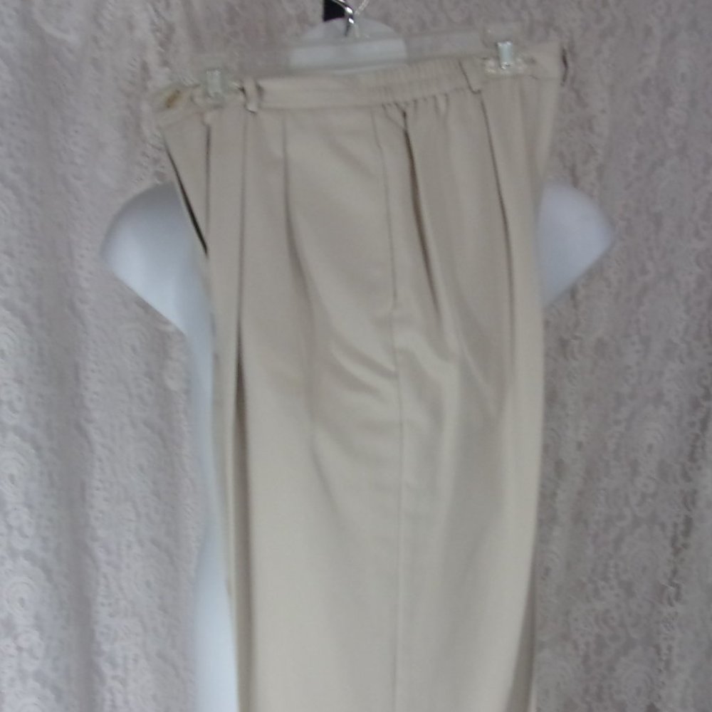 CB Collection Beige Slacks Pants Size 12